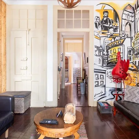 Explore From An Artistic Alfama * Lisboa