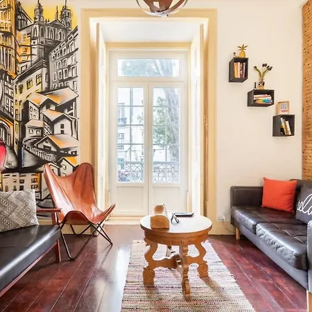 Apartment Explore From An Artistic Alfama Lisbon