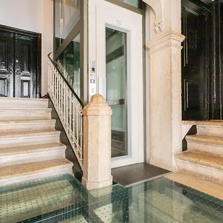 Διαμέρισμα Explore From An Artistic Alfama *